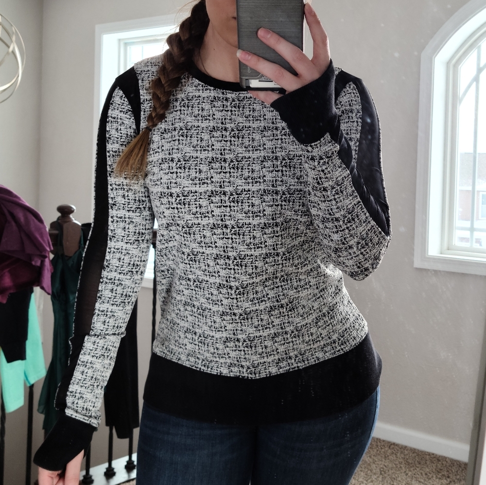 Blanc Noir Textured Athletic Mesh Pullover